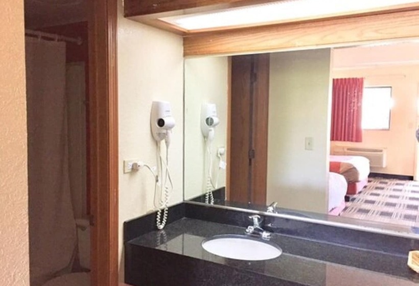 스탠다드 룸, Red Carpet Inn North Chicago