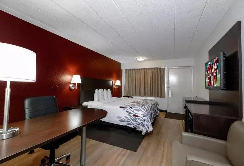 キングサイズベッドのスーペリアルーム, Red Roof Inn Detroit  Troy