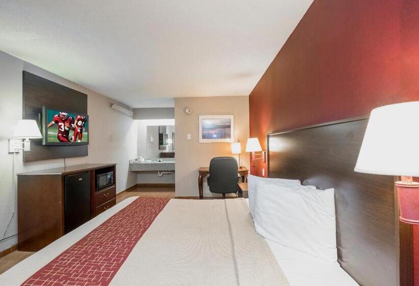اتاق سوپریور با تخت بزرگ, Red Roof Inn Jackson Downtown  Fairgrounds