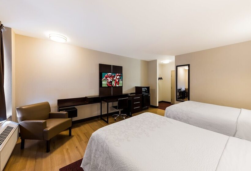 غرفة ديلوكس لذوى الاحتياجات الخاصة, Red Roof Inn Plus+ Columbus Downtown   Convention Center