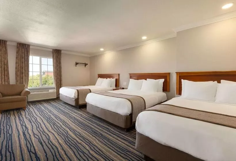 استودیوی استاندارد, Days Inn By Wyndham Eureka Ca