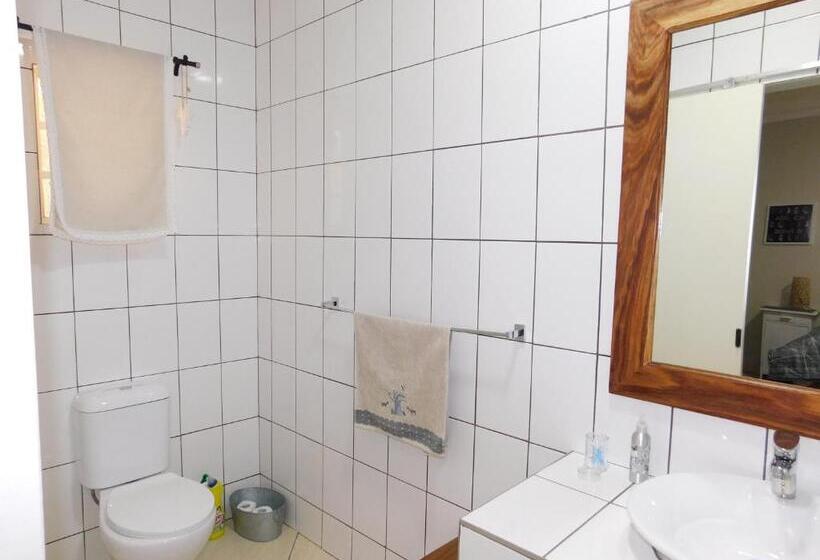 اتاق استاندارد, Meteorite Rest Camp