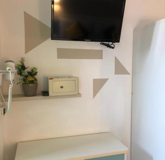 Номер Стандарт Трехместный, Napoleon