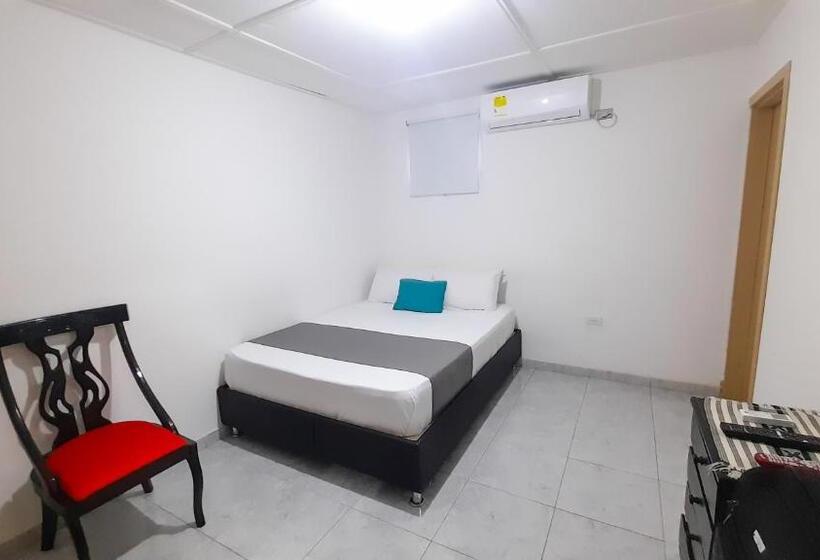 スタンダードルーム, Poblado Suite