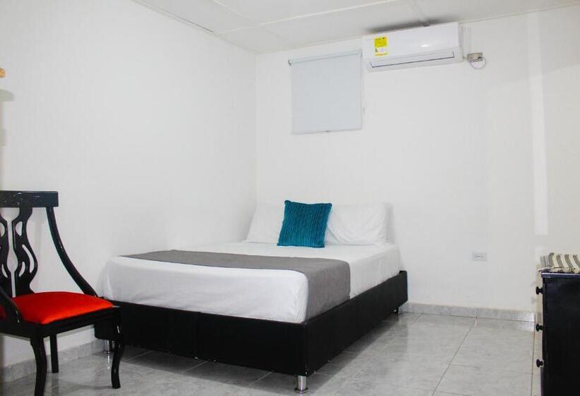 スタンダードルーム, Poblado Suite