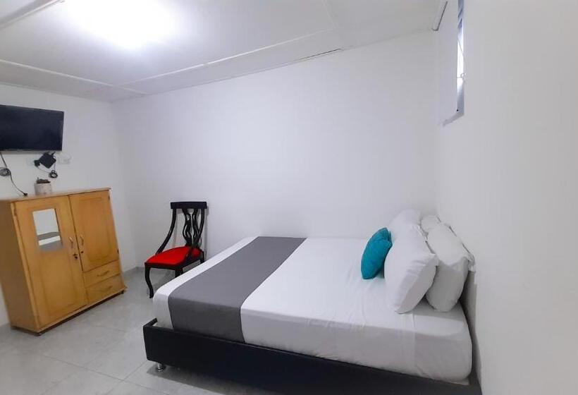 スタンダードルーム, Poblado Suite