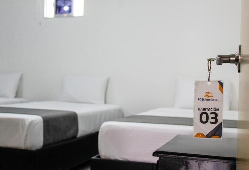 スーペリアの４人部屋, Poblado Suite