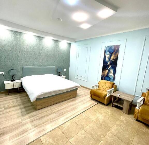 디럭스 룸, Santorini Hostel