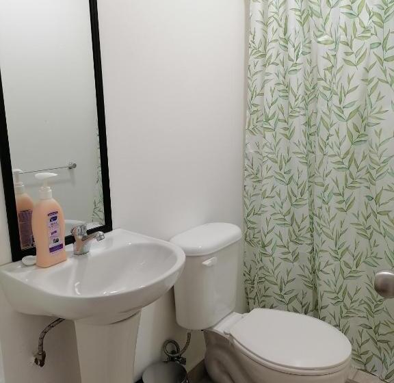 غرفة عائلية, Hostal La Concepcion