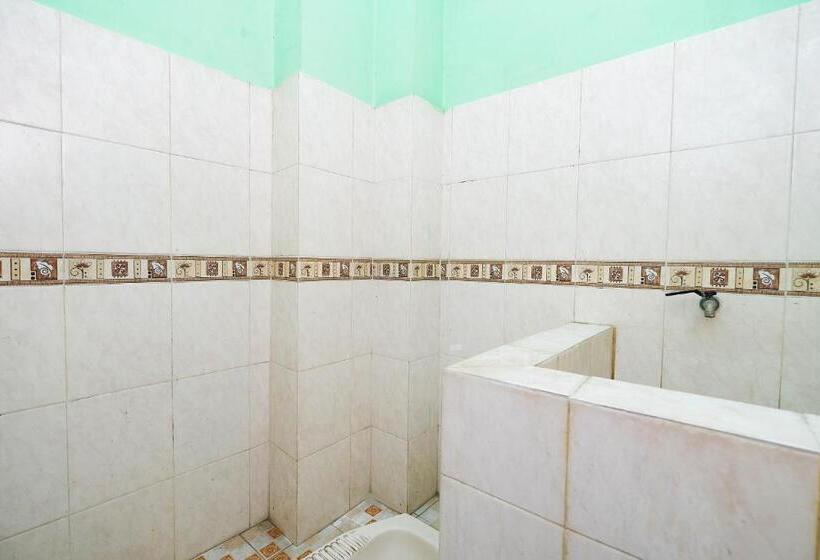 Quarto standart individual, Oyo 2867 Kos Kuning