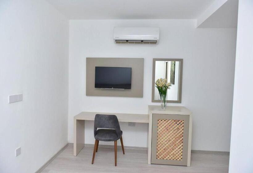 اتاق استاندارد یک نفره, Alya Rooms