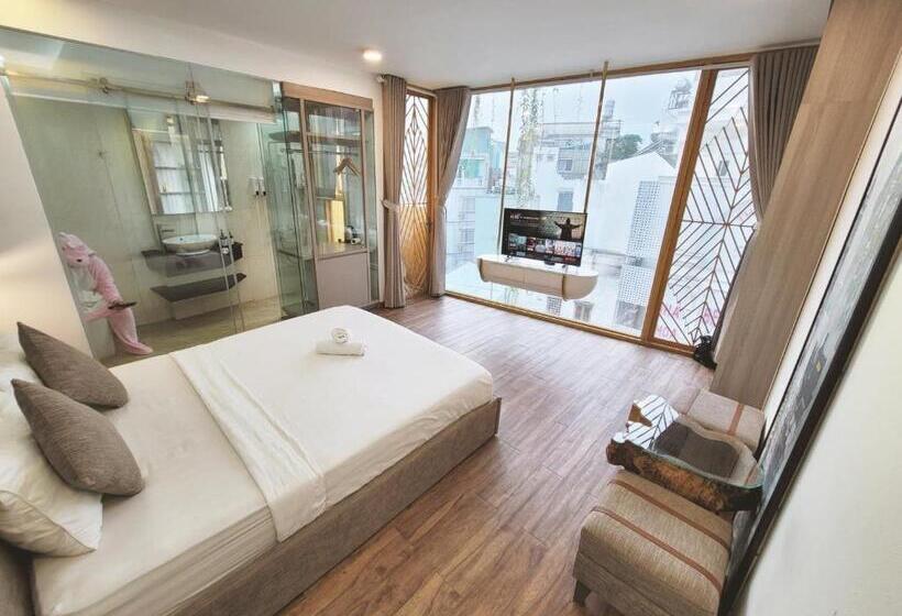 اتاق لوکس با بالکن, Cactusland Boutique