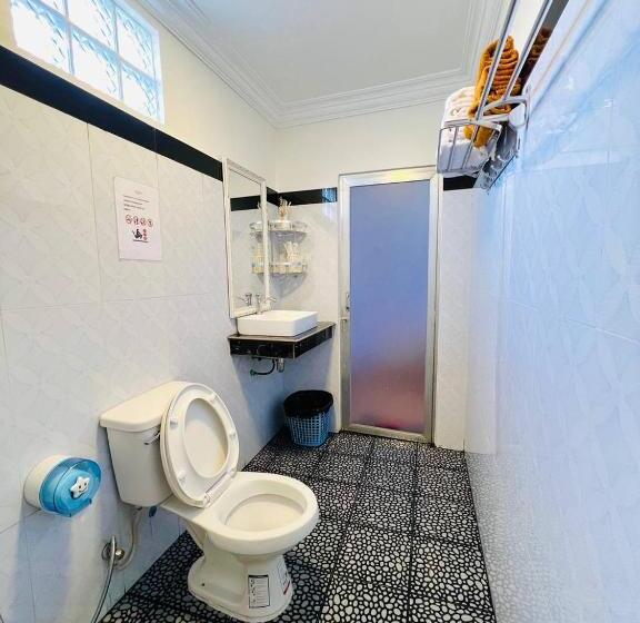 بنگله خانوادگی, Chomkatae Bungalows