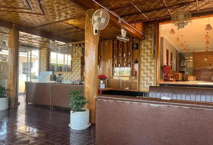 بنگله خانوادگی, Chomkatae Bungalows