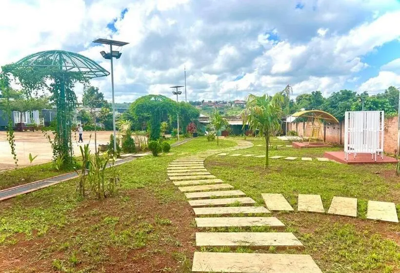بانگلوی استاندارد, Chomkatae Bungalows