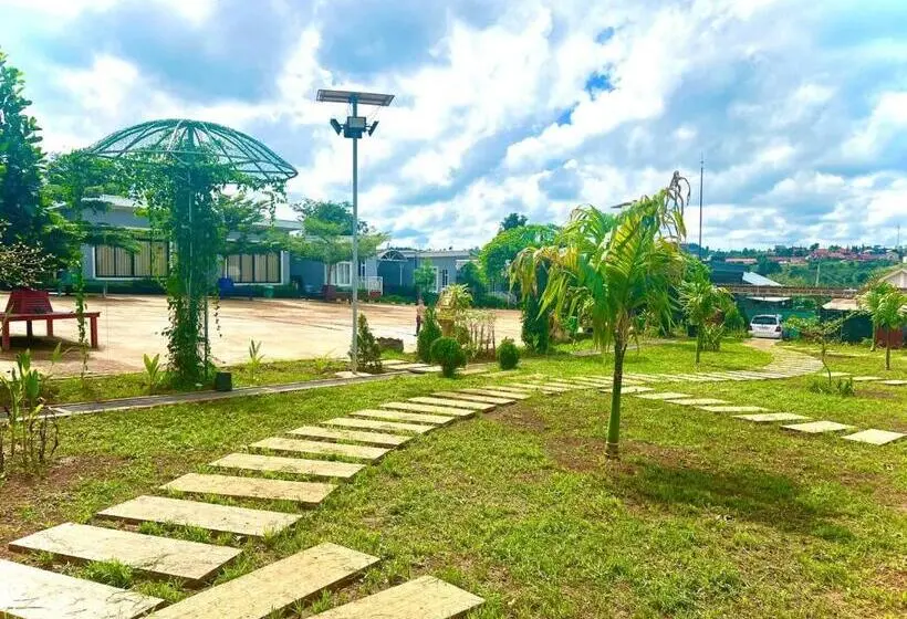 بنگله خانوادگی, Chomkatae Bungalows