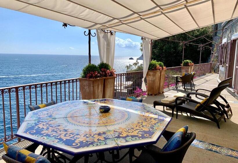 テラス付スイート, Villa Le Baste