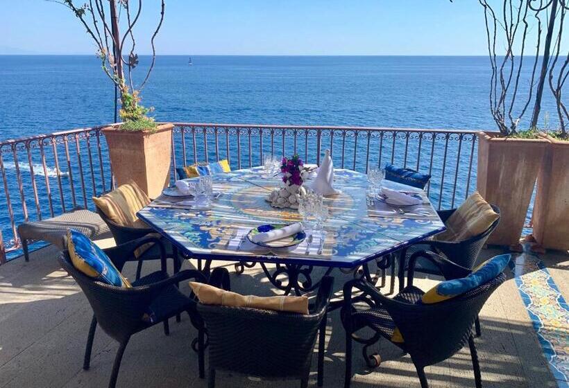 テラス付スイート, Villa Le Baste