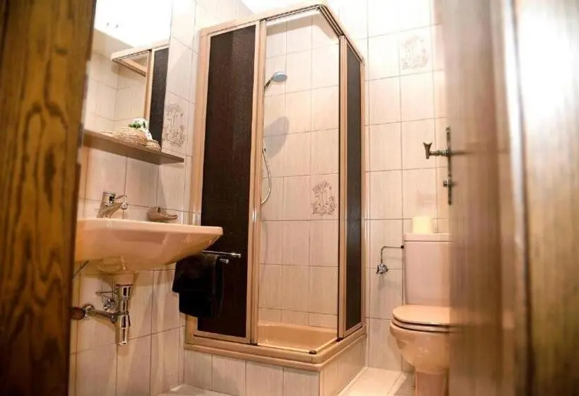 Cameră Triplă Standard cu Balcon, Haus Kohl