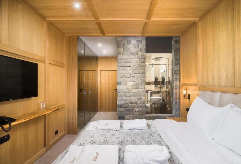 غرفة قياسية مزوَّدة بتراس, And Spa Moreni