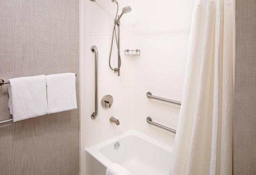 标准工作室, Residence Inn Arlington