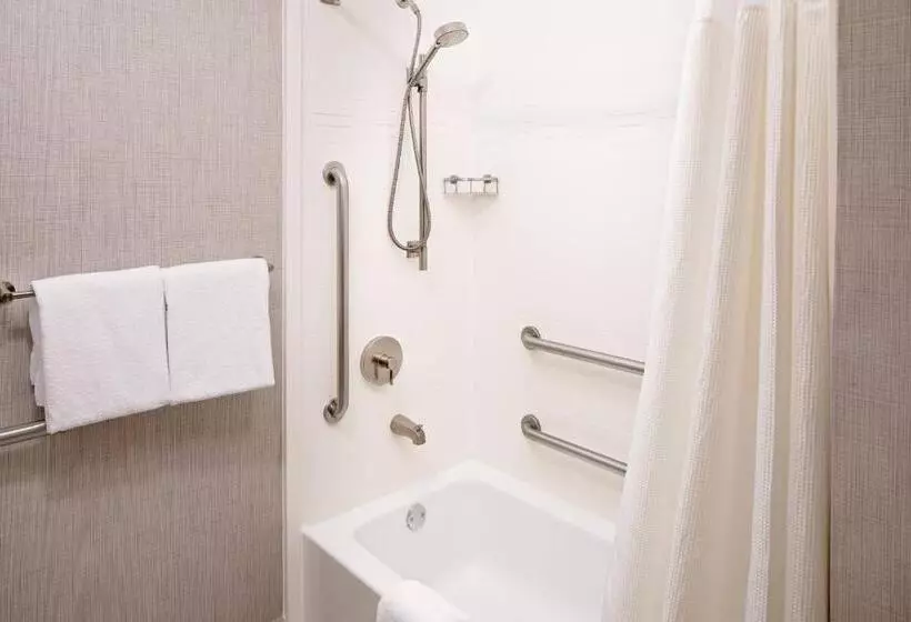 スタンダードスタジオ, Residence Inn Arlington