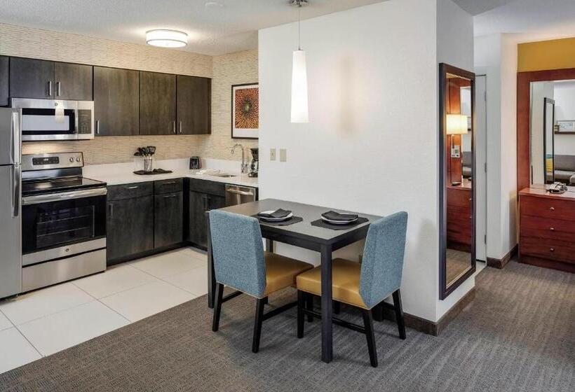 스탠다드 스튜디오 킹침대, Residence Inn By Marriott Portsmouth