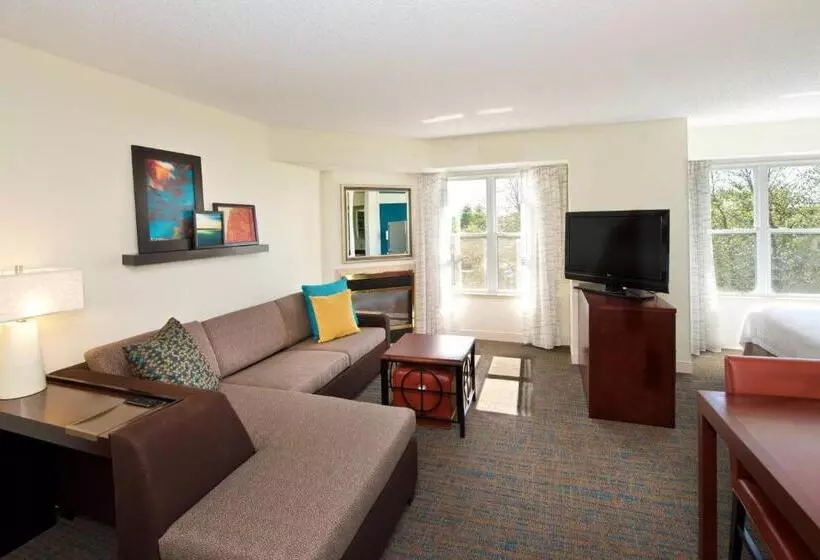 スタンダードスタジオ, Residence Inn By Marriott Evansville East