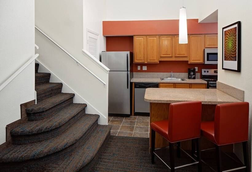 带两个卧室的顶楼公寓, Residence Inn Orlando Altamonte Springs/maitland