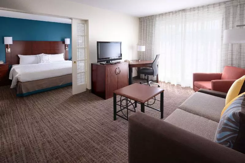 Sviitti King-vuode, Sonesta Es Suites Dallas Medical Market Center