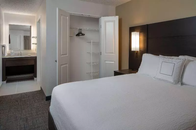 身障者適用スイートルーム, Sonesta Es Suites Fairfax Fair Lakes