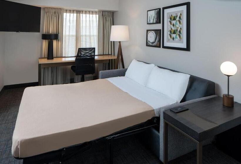 장애인을 위한 스위트, Sonesta Es Suites Fairfax Fair Lakes