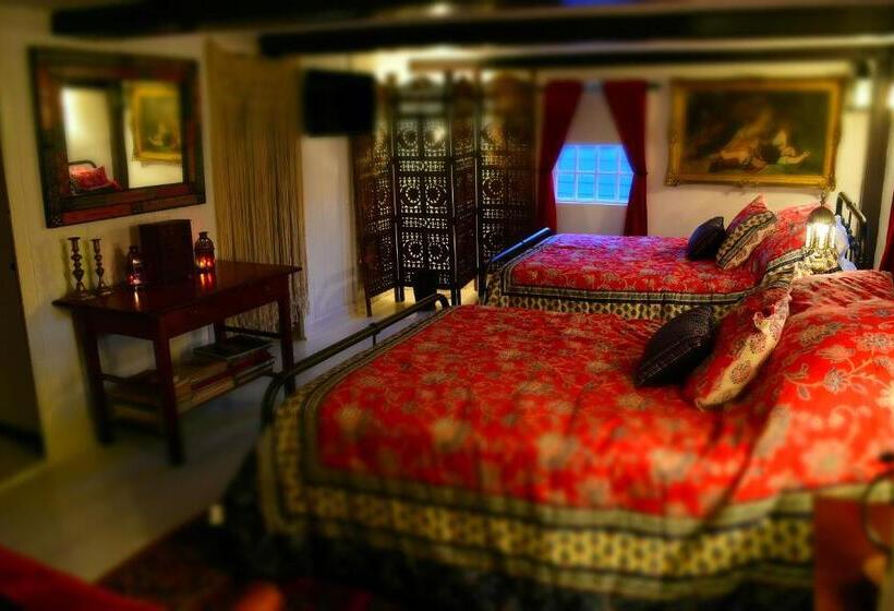 Номер Стандарт Совместная Ванная, Daniels House Inn