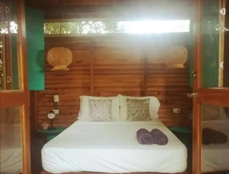 اتاق استاندارد با سرویس بهداشتی مشترک, Freesoul Hostel