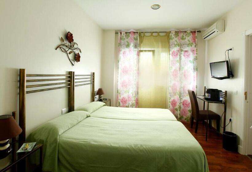 Номер Superior, Hostal Paris