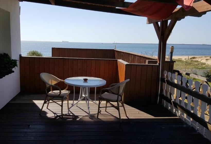 اتاق استاندارد چهار تخته, Hostal Playa Mazagon