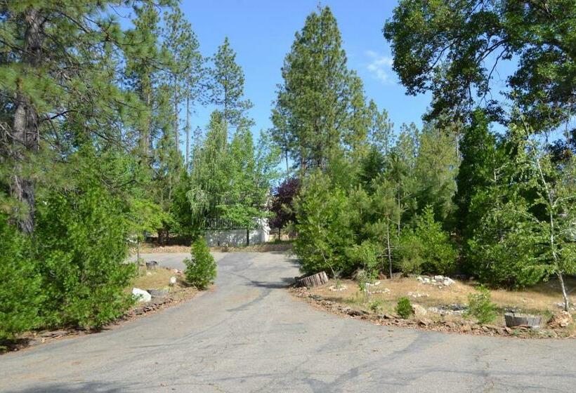 디럭스 룸, Inn At Sugar Pine Ranch