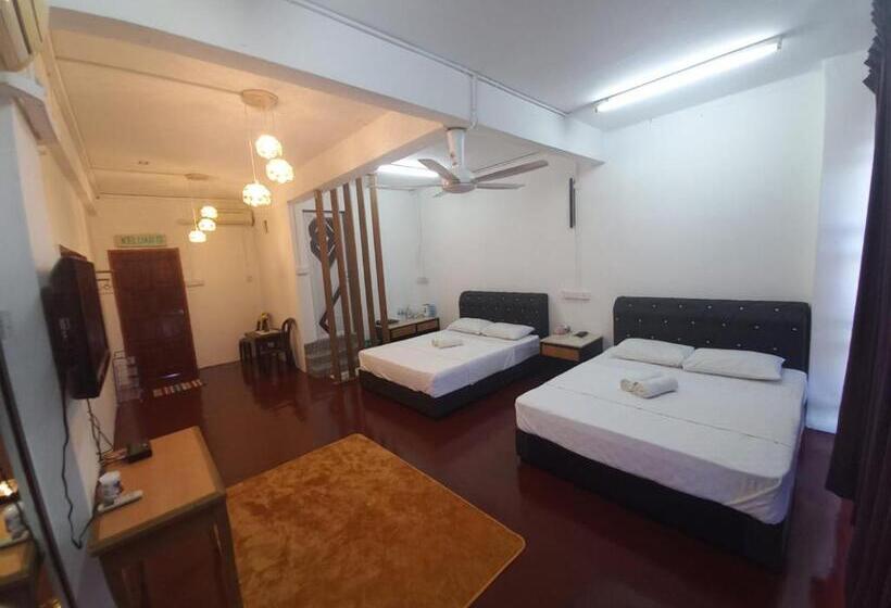 家庭间, Spot On 89788 Musafir Transit