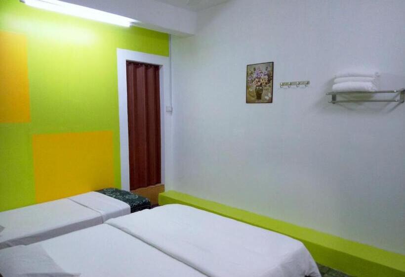 标准三人间, Spot On 89788 Musafir Transit