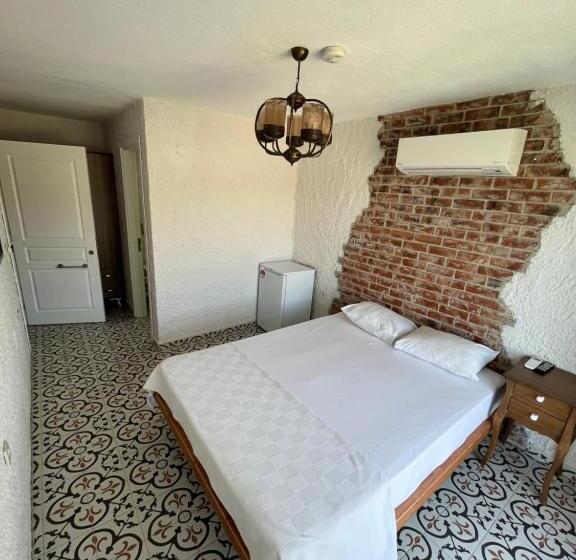 Standard-huone Puutarhanäkymä, Villa Veria