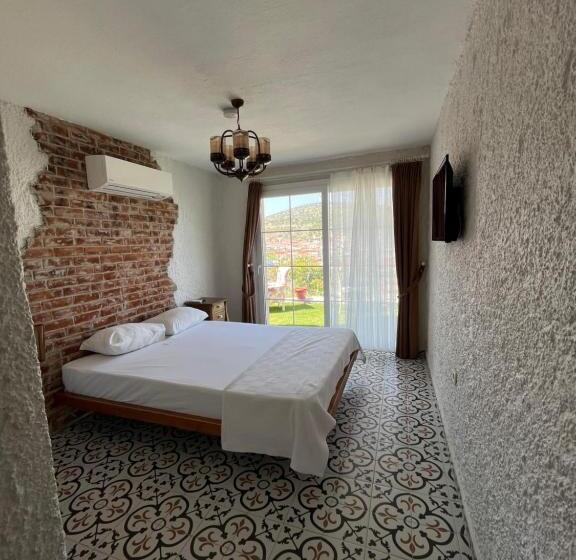 Standard-huone Puutarhanäkymä, Villa Veria