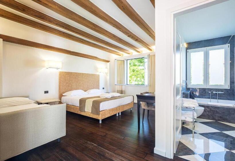 اتاق لوکس با بالکن, Raphael Hotel Arbatax