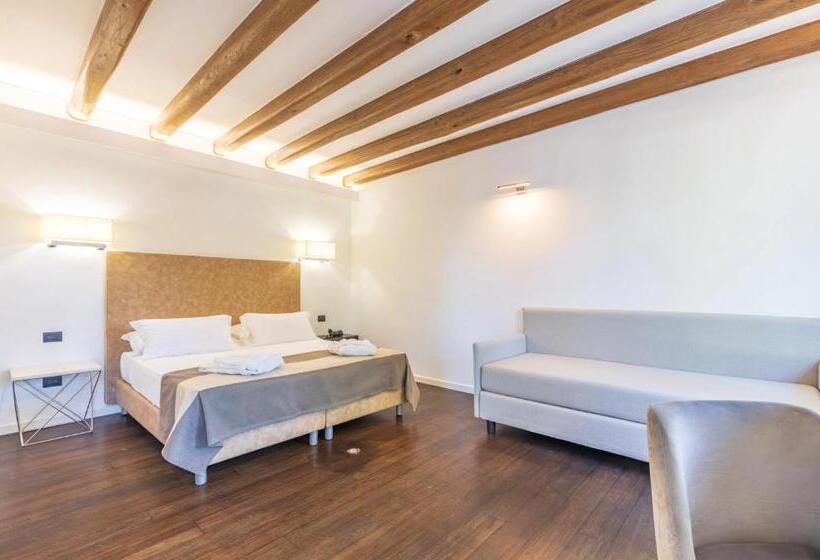 带花园景观的标准三人间, Raphael Hotel Arbatax