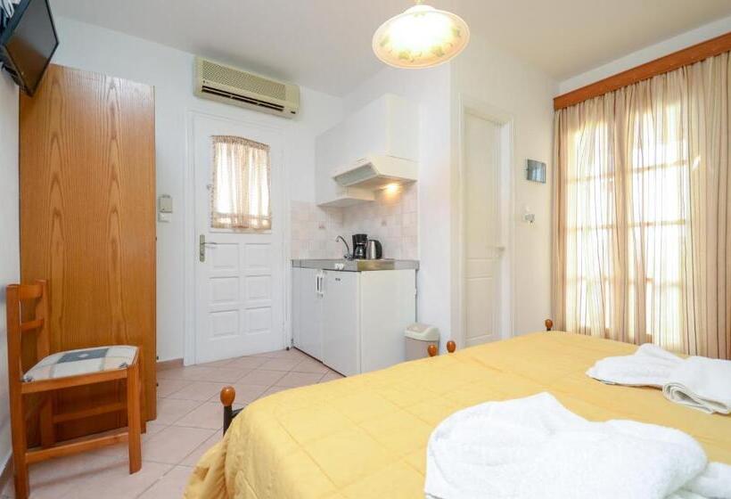 Studio Standard z Balkonem, Antonia Studios