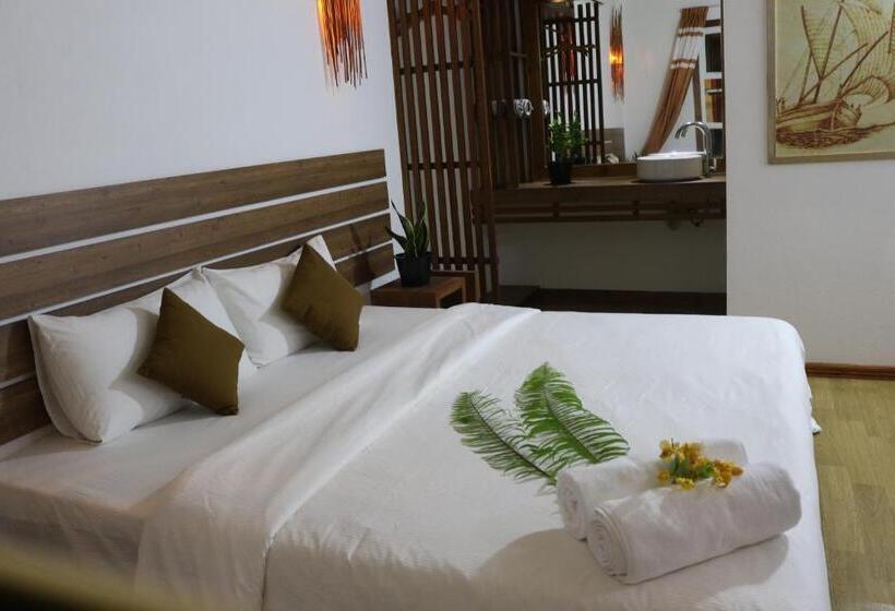 اتاق لوکس, Rasdhoo Wave Blue