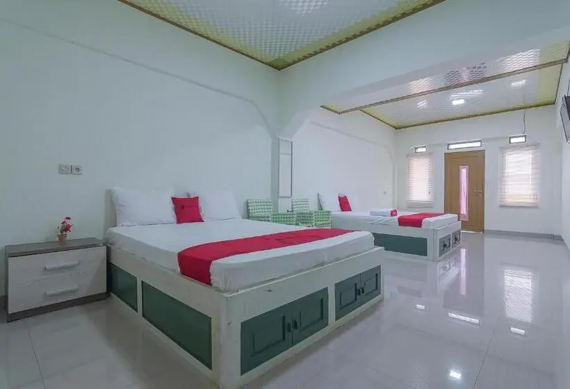 ファミリールーム, Reddoorz Resort Syariah @ Batu Apung Purwakarta