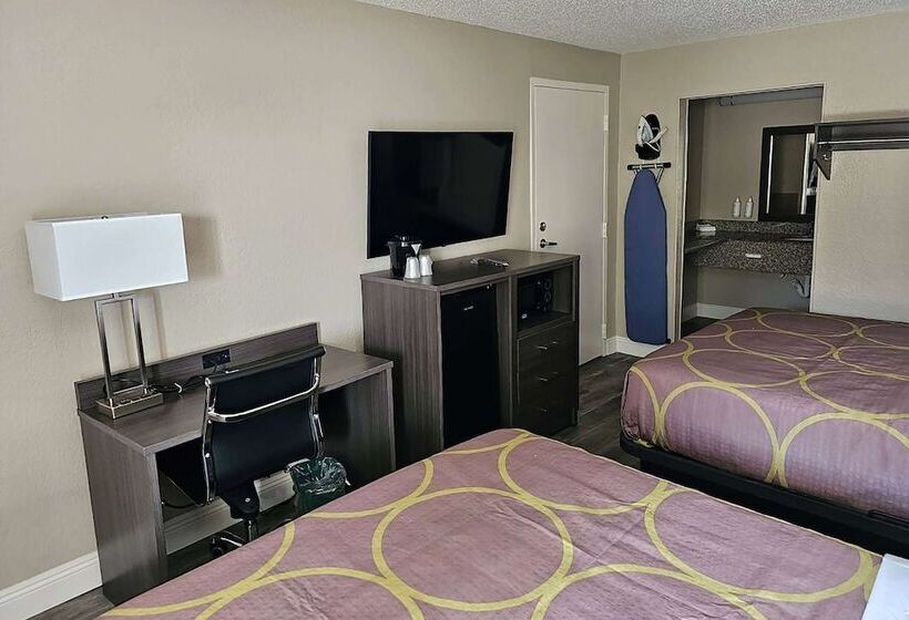 اتاق استاندارد با 2 تخت دوبل, Super 8 By Wyndham Metairie