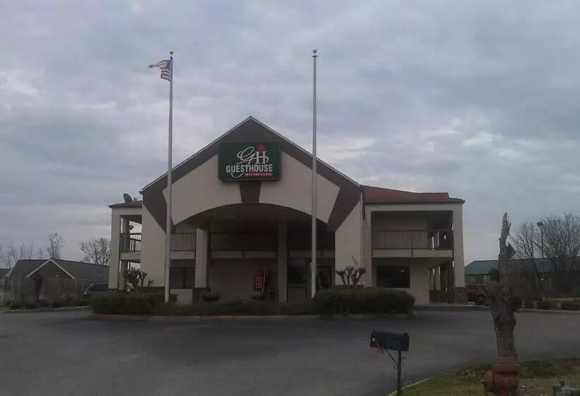 キングサイズベッドのスタンダードルーム, Guesthouse Inn Dothan