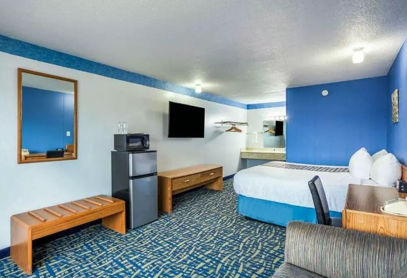سوئیت با تخت بزرگ, Hospitality Inn
