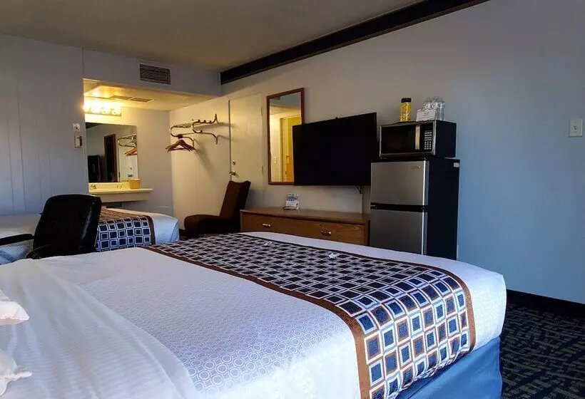 اتاق استاندارد با 2 تخت دوبل, Hospitality Inn